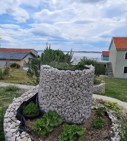 Cesar Apartmán