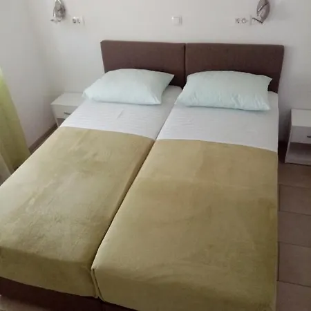 Cesar Apartment Rtina